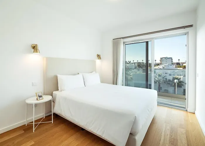 The Escape Poolside Retreat * Albufeira