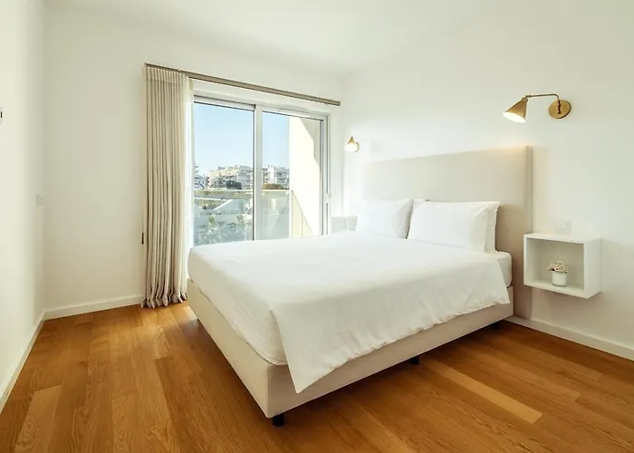 The Escape Poolside Retreat * Albufeira