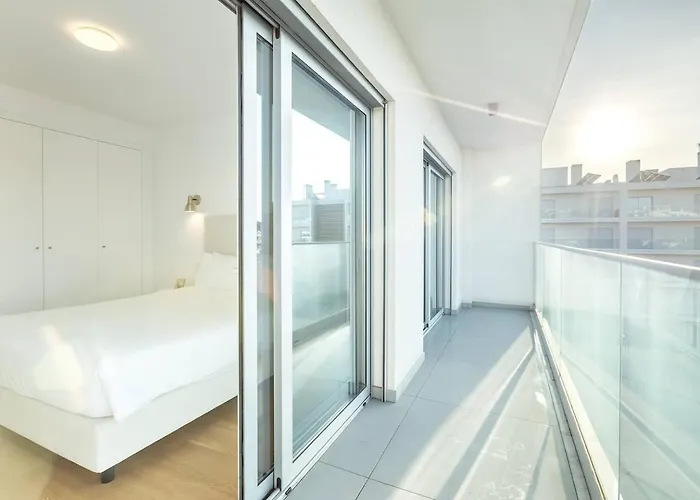 Apartment The Escape Poolside Retreat *