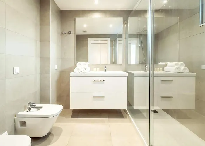 The Escape Poolside Retreat Albufeira