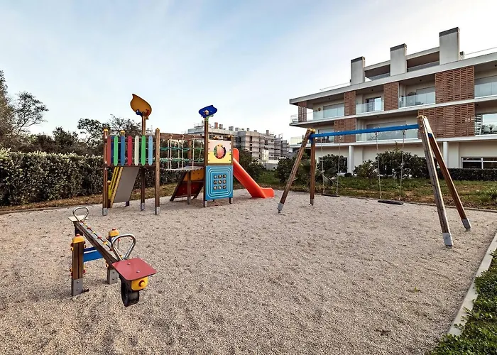 The Escape Poolside Retreat Albufeira