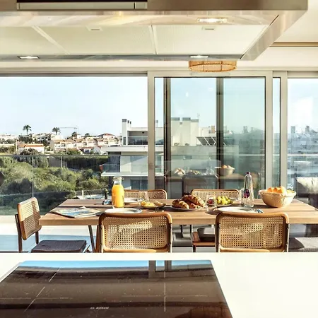 아파트 The Escape Poolside Retreat *