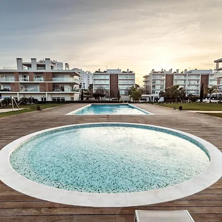 The Escape Poolside Retreat * Albufeira