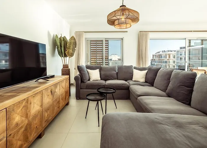 The Escape Poolside Retreat *